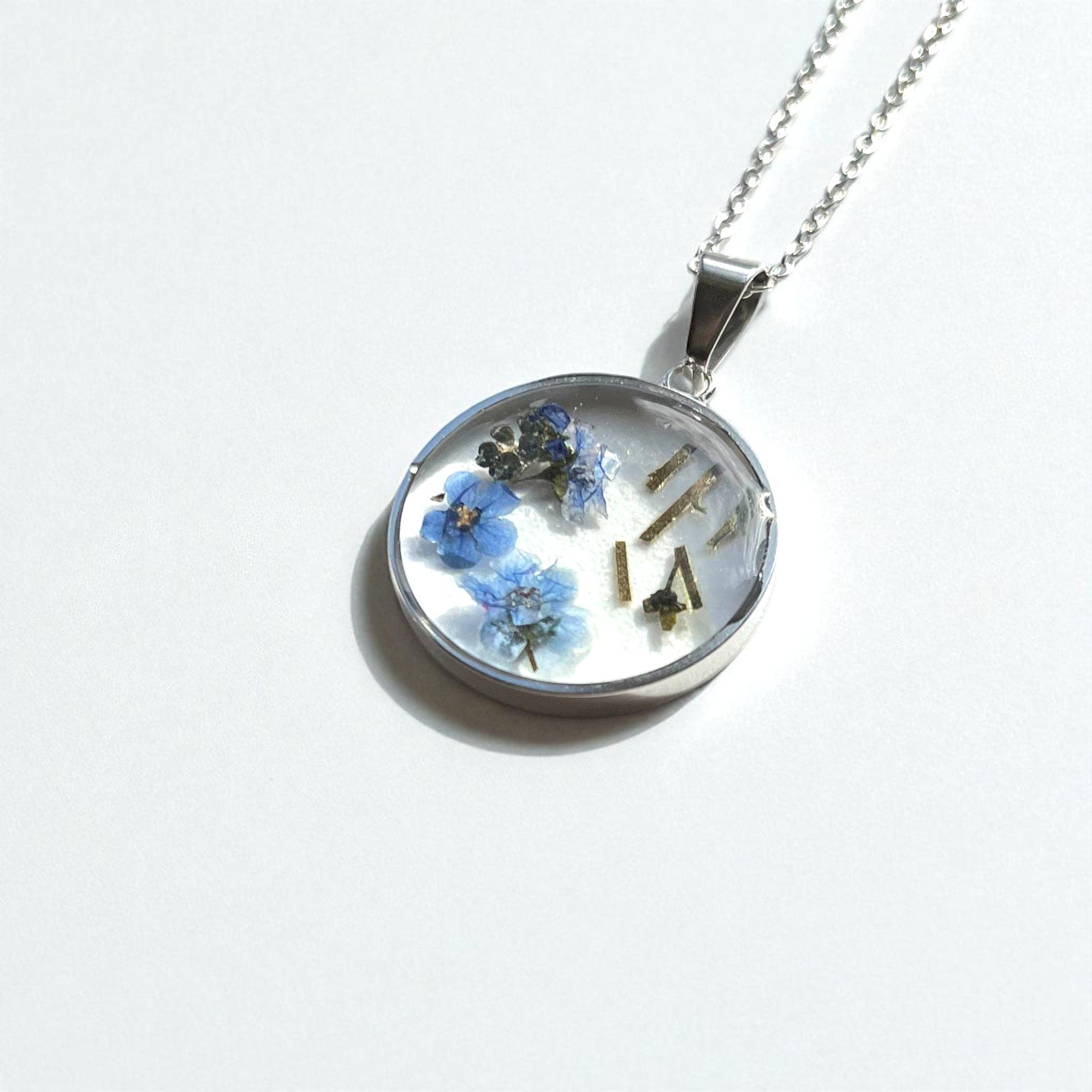 Blue Forget-Me-Not Pressed Floral Necklace - Handcrafted Resin Pendant, Stainless Steel/Silver/Gold Chain - ALETERNE FOREVER JOYFUL