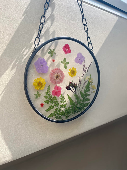 Hawaiian Tropical Pressed Flower Wall Hanging Suncatcher - 20cm Vibrant Floral Round - ALETERNE FOREVER JOYFUL